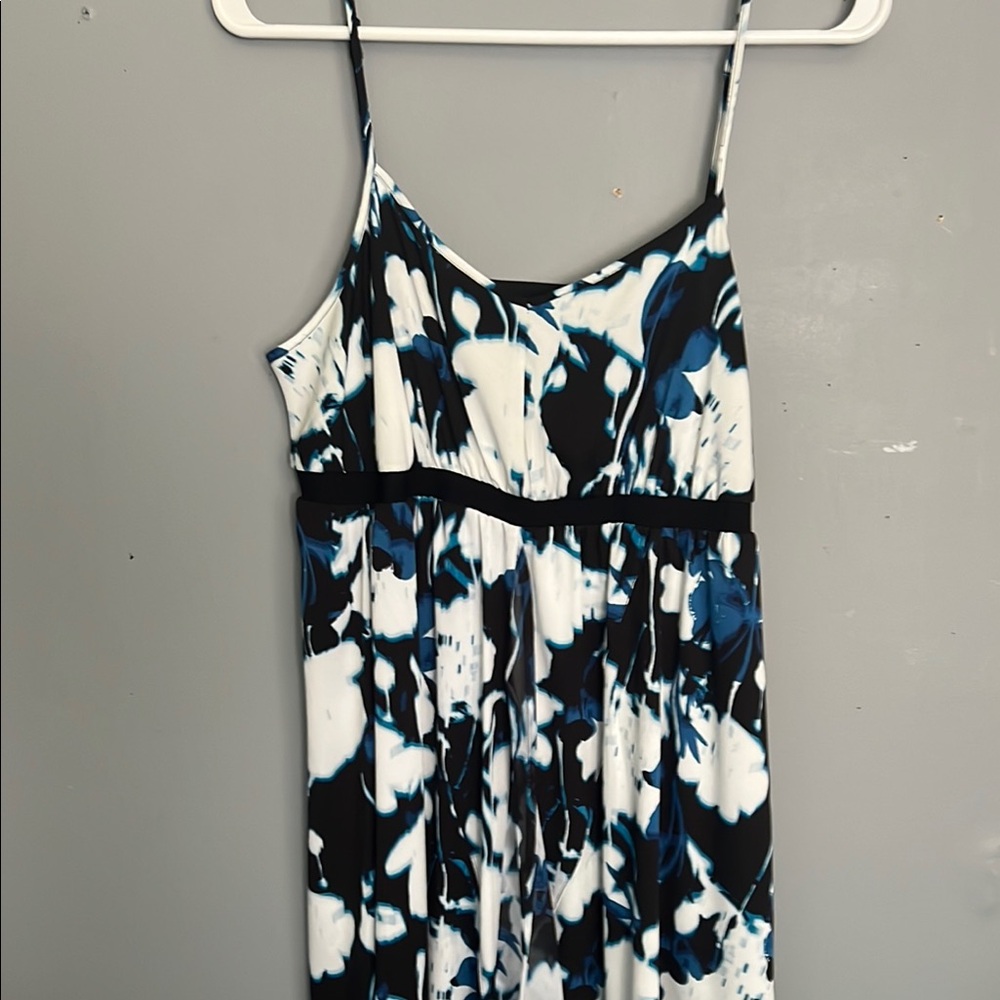 Vera Wang Navy White Spaghetti Strap Sundress Floral Size Medium Flowing maxi